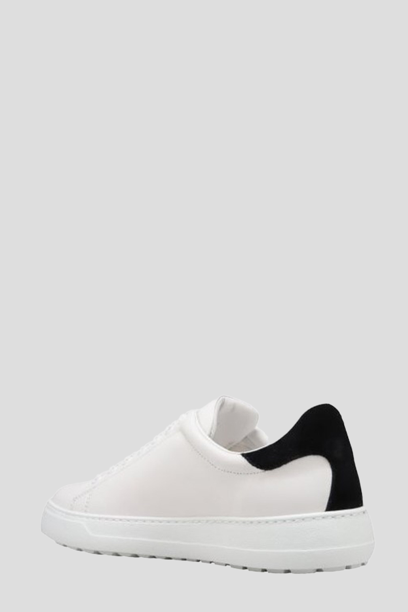 Weekend Classic White Sneaker