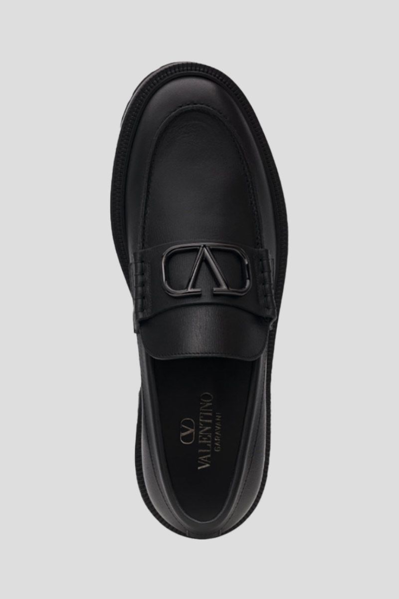 V Logo Leather Loafers
