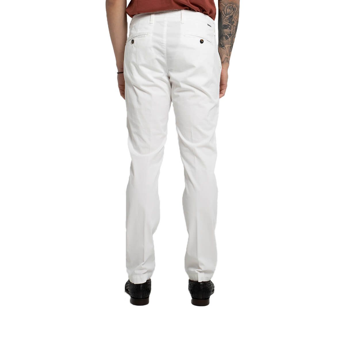 Straight-Leg Chino Trousers/White