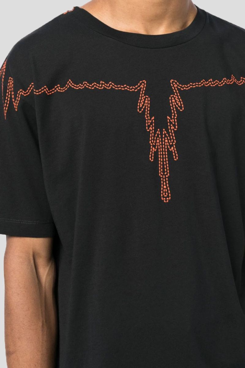 Outline Feathers Tee In Red