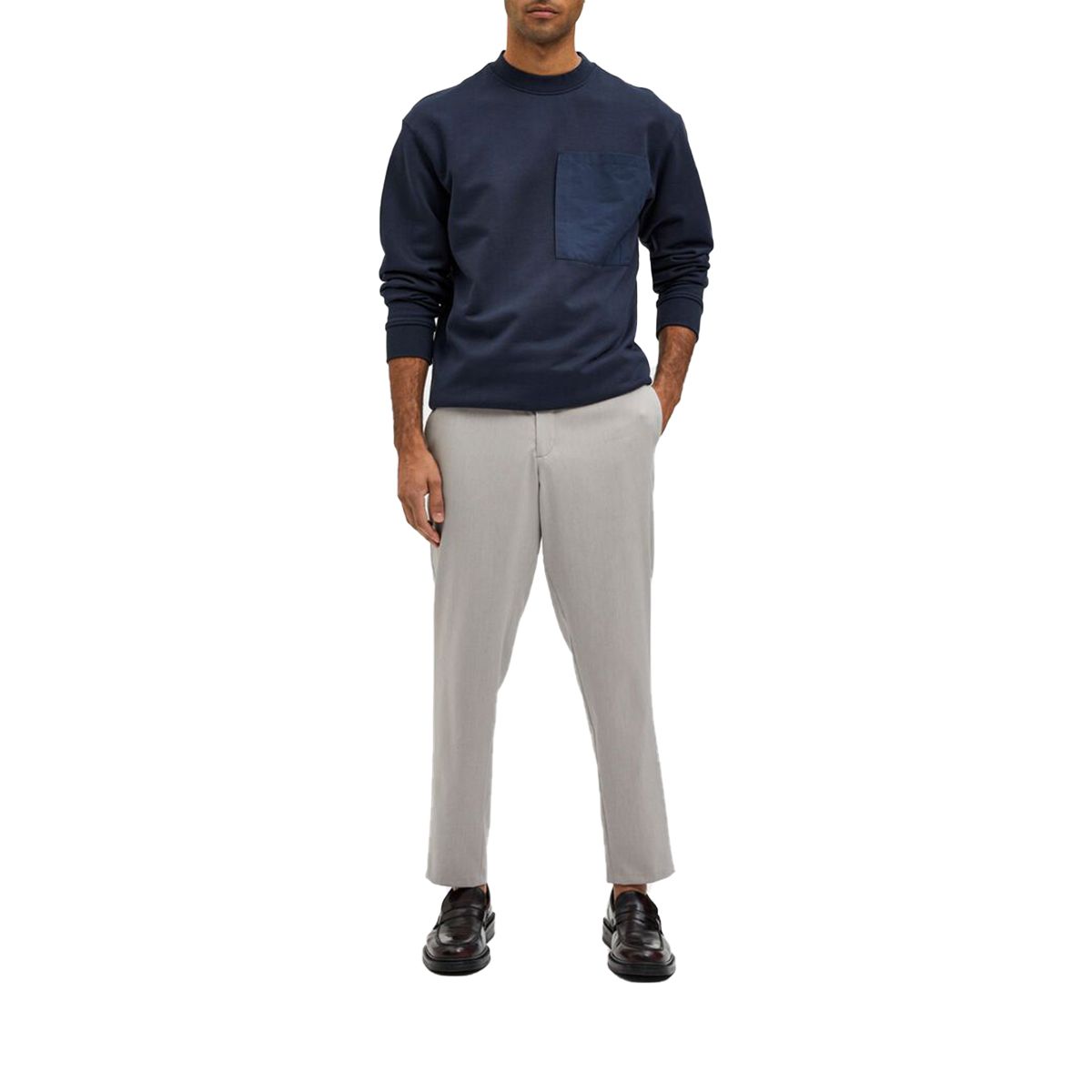 Tapered Chinos Pants