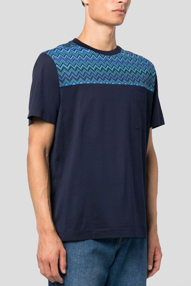 Zigzag-Pattern Crew-Neck T-Shirt
